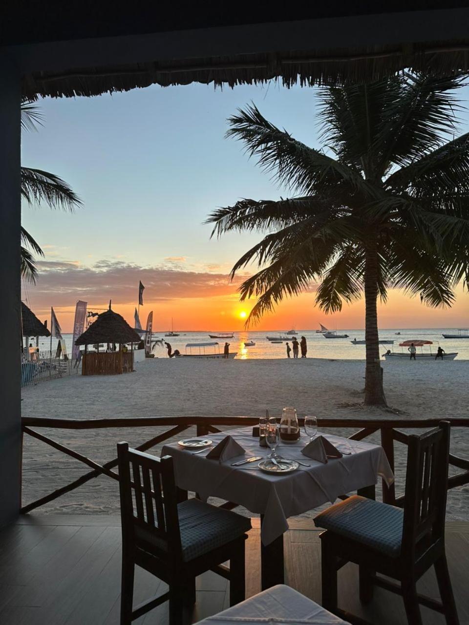 Sunset Kendwa Beach Hotel Eksteriør bilde