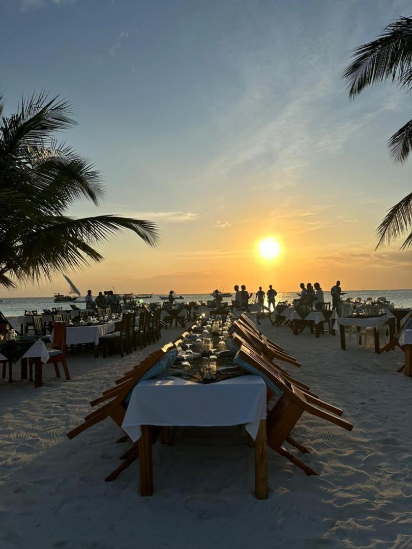 Sunset Kendwa Beach Hotel Eksteriør bilde