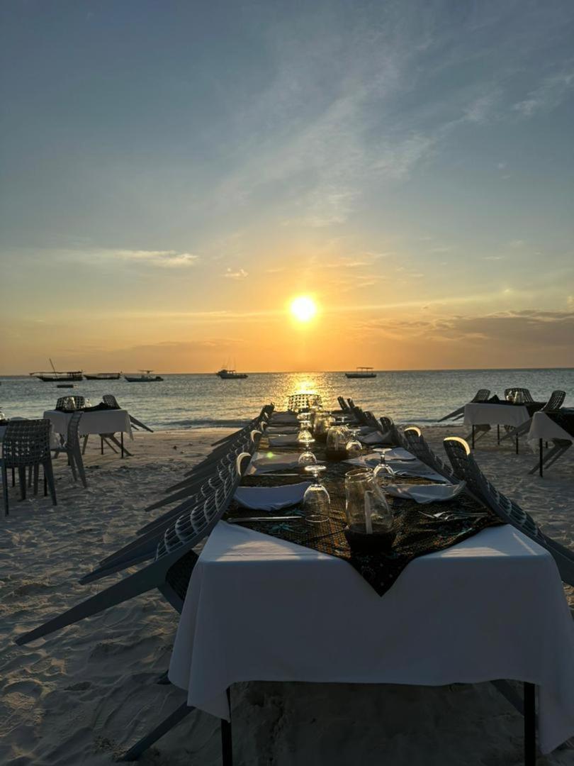 Sunset Kendwa Beach Hotel Eksteriør bilde